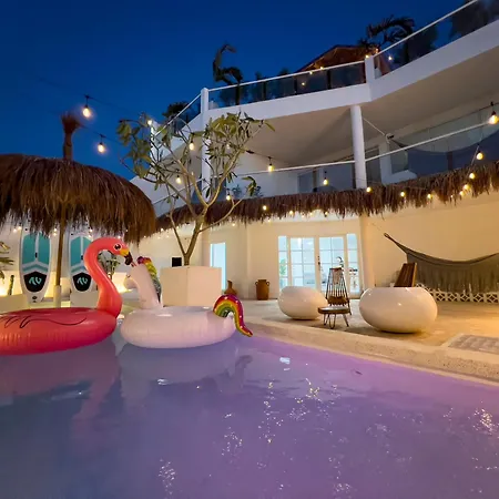 Casa De Playa Privada Con Piscina, Jacuzzi Y Rooftop Villa
