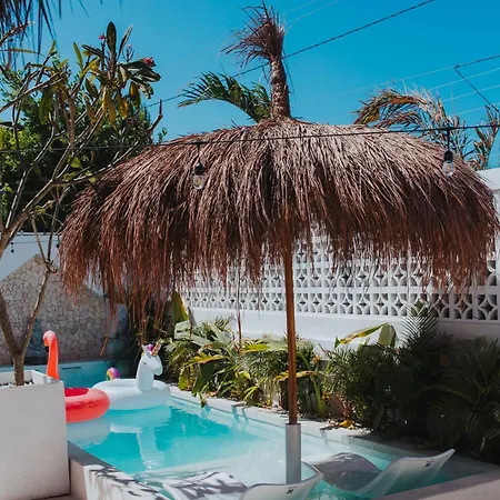 Casa De Playa Privada Con Piscina, Jacuzzi Y Rooftop Villa
